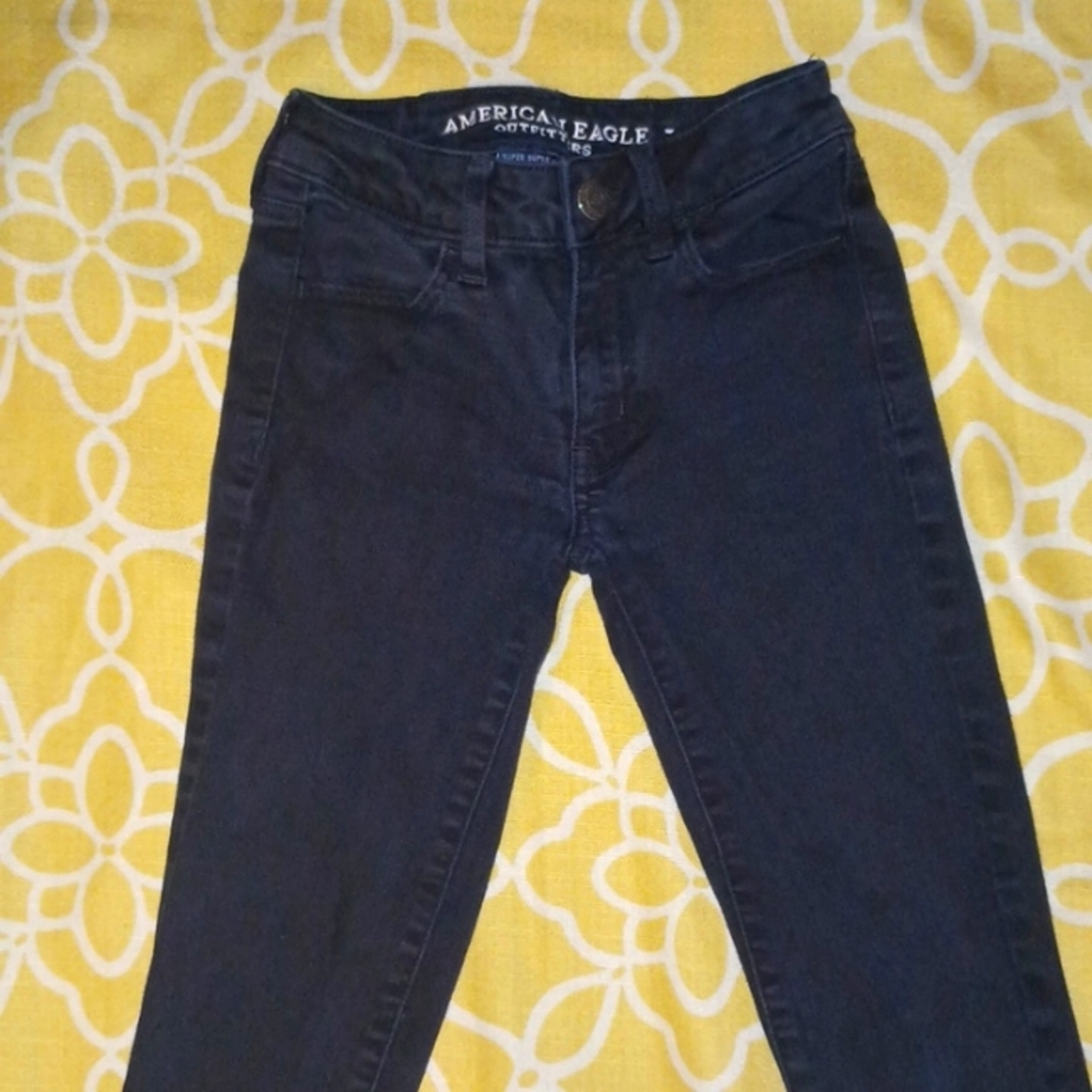 American Eagle "super super stretchy" black jegging jeans, size 00